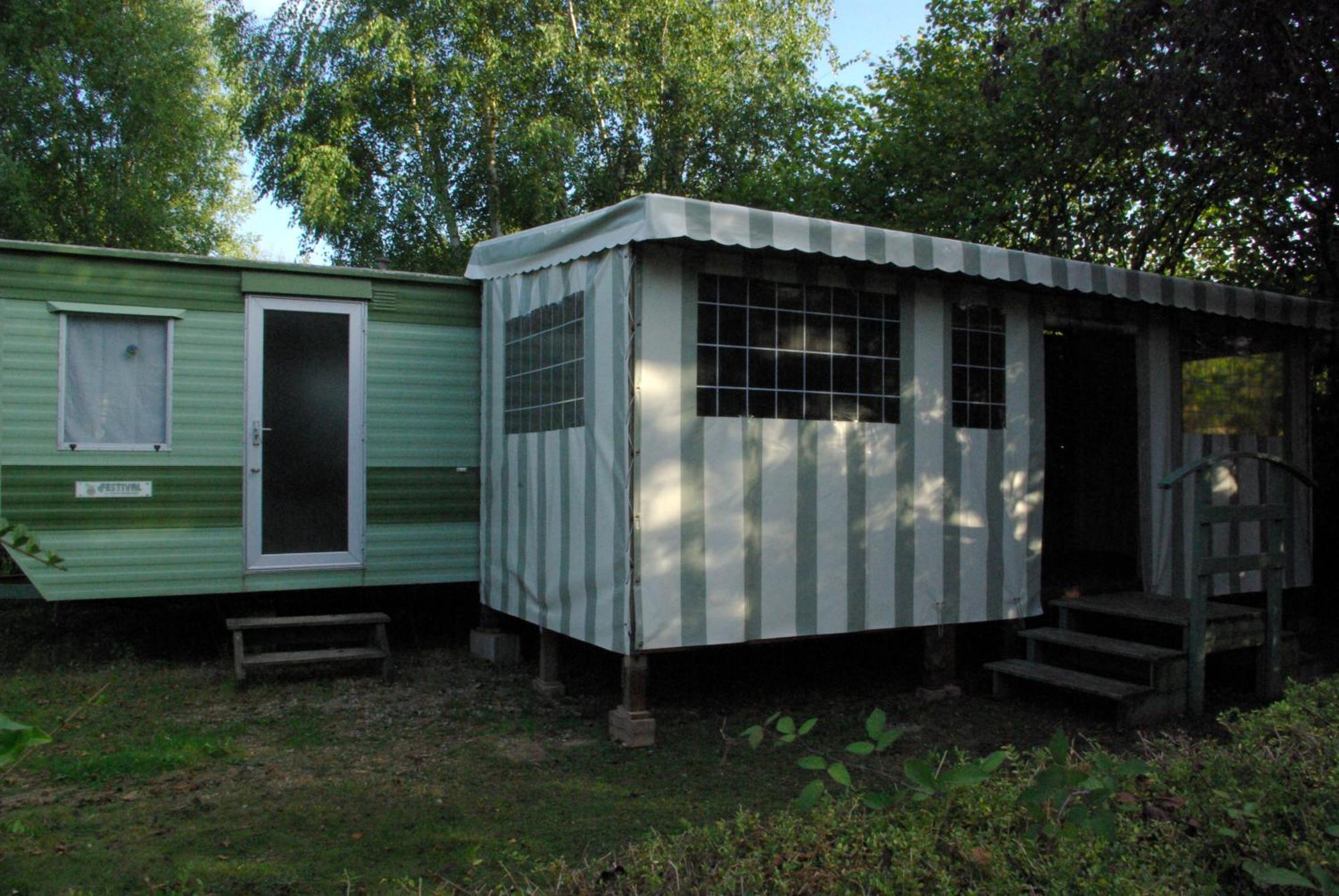 Camping Smile & Braudieres Mezieres-sous-Lavardin Номер фото