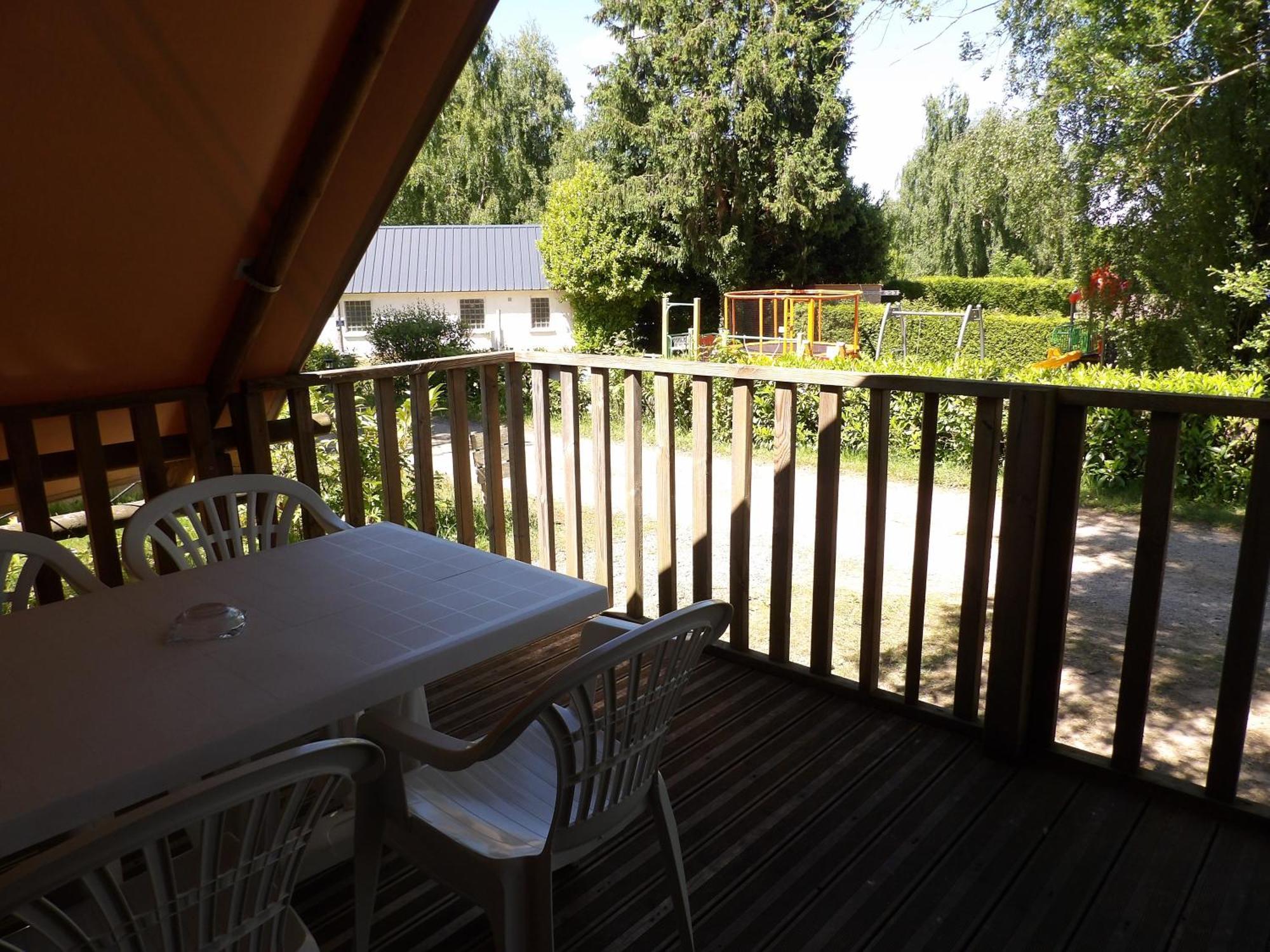 Camping Smile & Braudieres Mezieres-sous-Lavardin Экстерьер фото