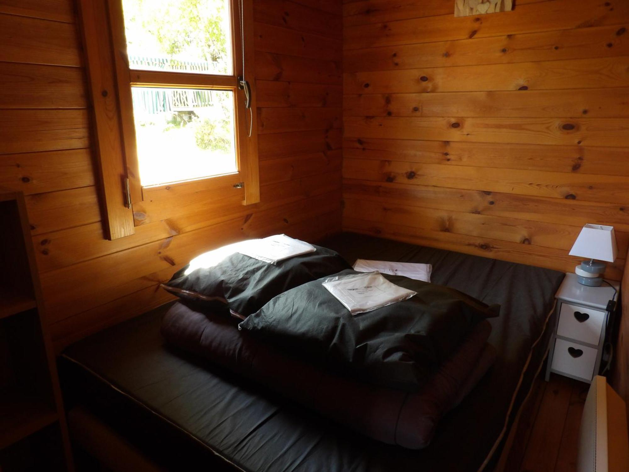 Camping Smile & Braudieres Mezieres-sous-Lavardin Экстерьер фото